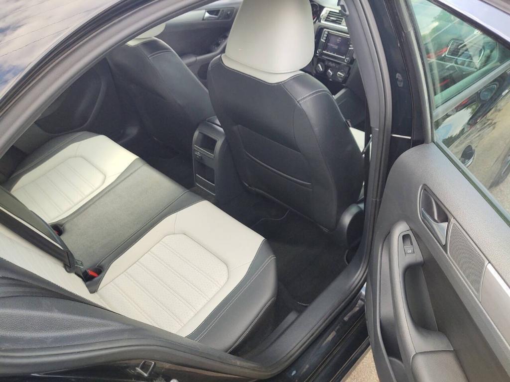 used 2016 Volkswagen Jetta car, priced at $7,995
