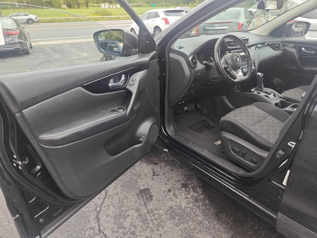 used 2017 Nissan Rogue Sport car, priced at $10,995