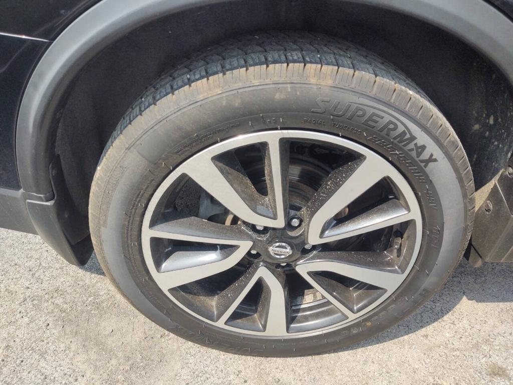 used 2018 Nissan Rogue car, priced at $12,995