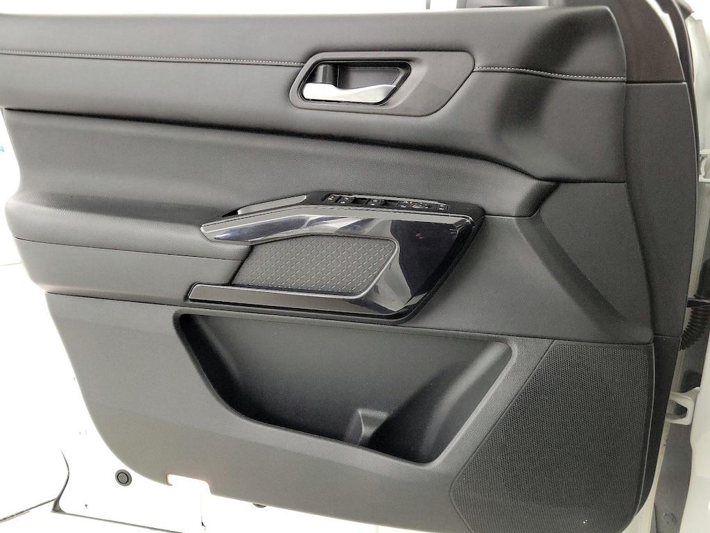 used 2022 Nissan Pathfinder car, priced at $28,998