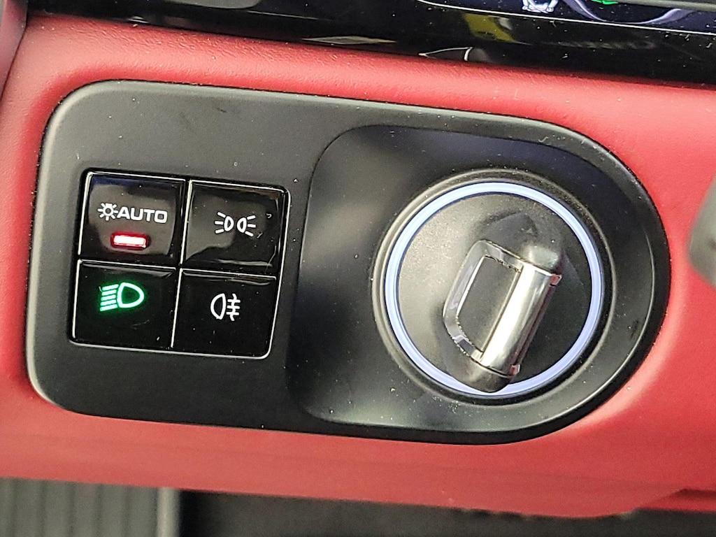 used 2019 Porsche Cayenne car, priced at $38,998