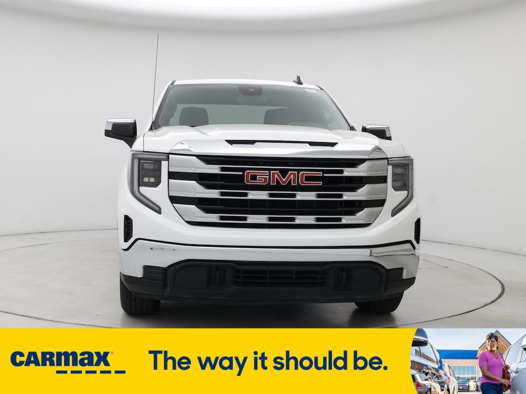 used 2023 GMC Sierra 1500 car, priced at $38,998