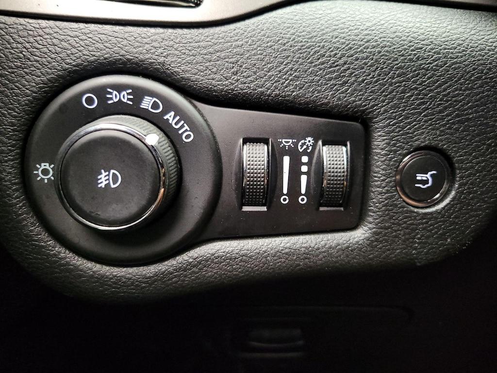 used 2022 Jeep Cherokee car, priced at $23,998