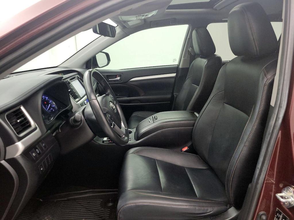 used 2019 Toyota Highlander car, priced at $29,998