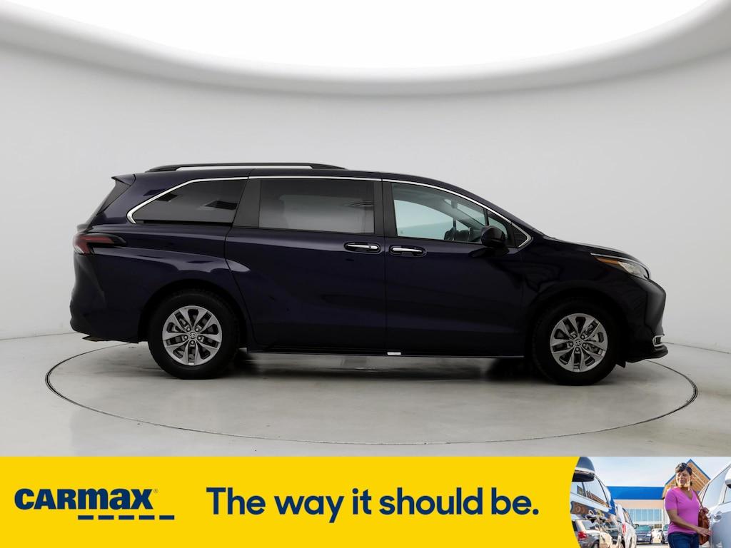 used 2023 Toyota Sienna car, priced at $44,998