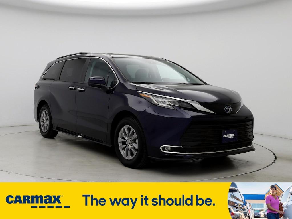 used 2023 Toyota Sienna car, priced at $44,998