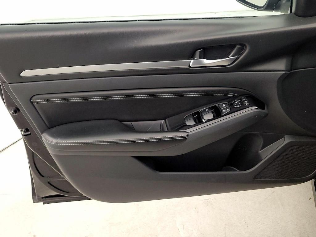 used 2021 Nissan Altima car, priced at $17,998