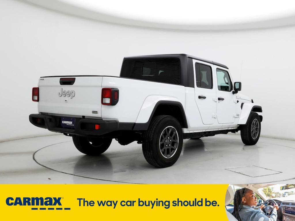 used 2023 Jeep Gladiator car, priced at $32,998