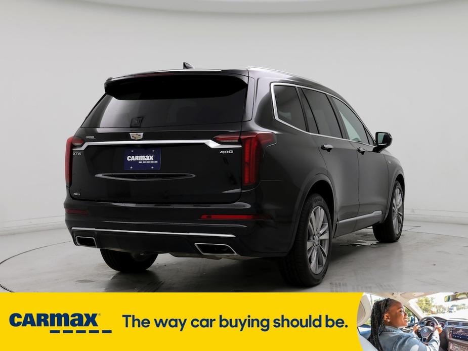 used 2023 Cadillac XT6 car, priced at $35,998