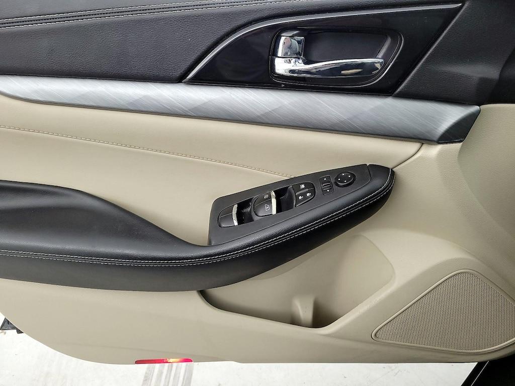 used 2017 Nissan Maxima car, priced at $15,998