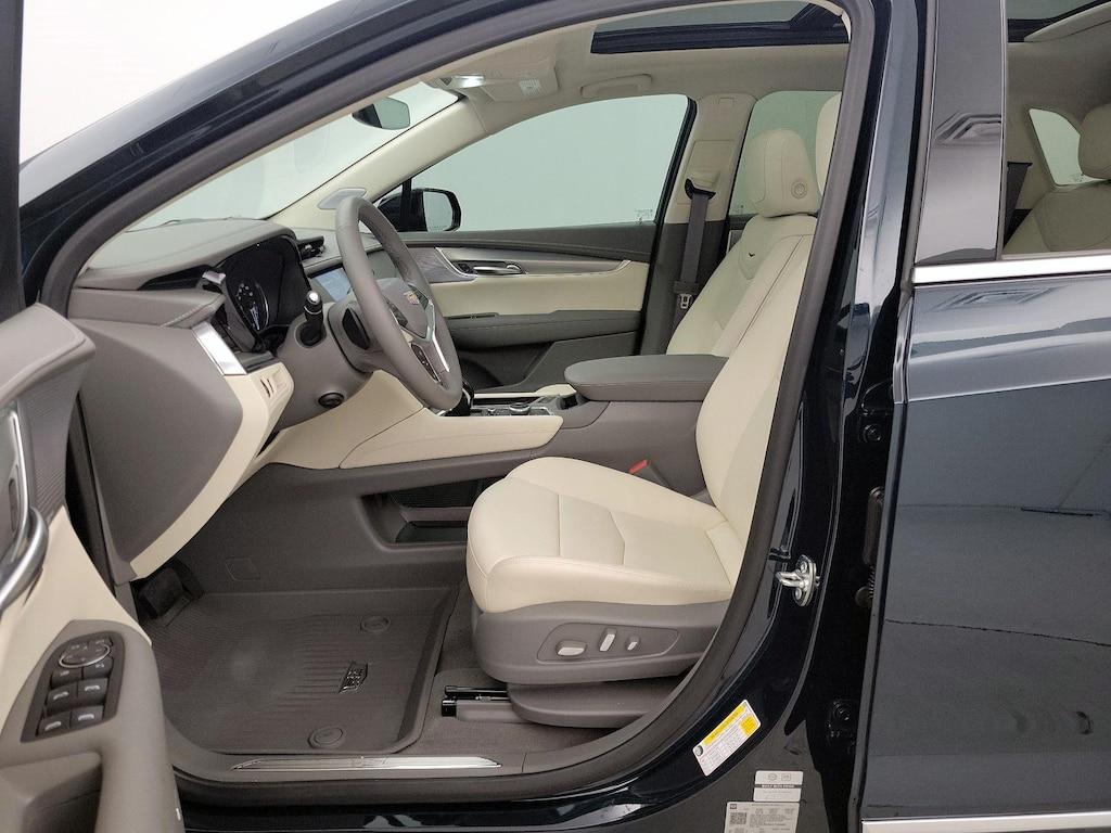 used 2024 Cadillac XT5 car, priced at $48,998