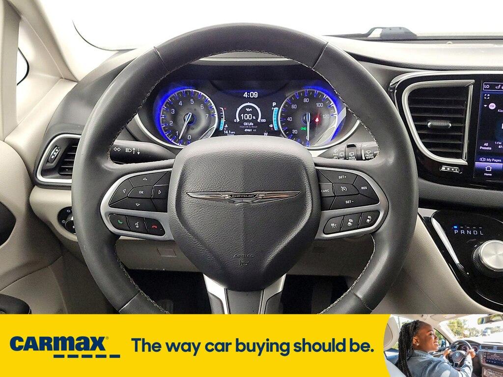 used 2022 Chrysler Pacifica car, priced at $24,998