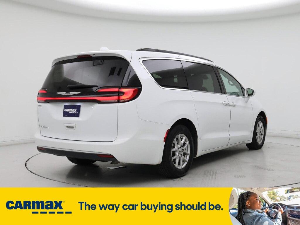 used 2022 Chrysler Pacifica car, priced at $24,998