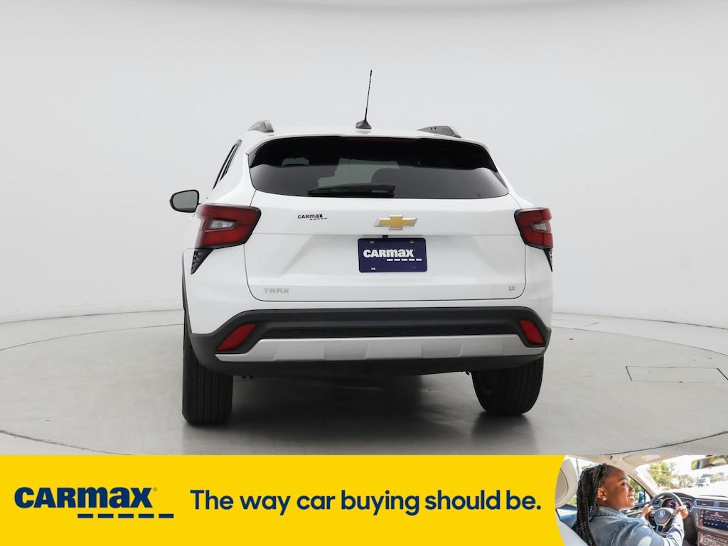 used 2024 Chevrolet Trax car, priced at $23,998