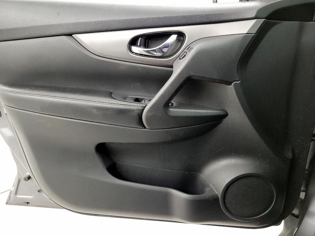 used 2016 Nissan Rogue car, priced at $13,998