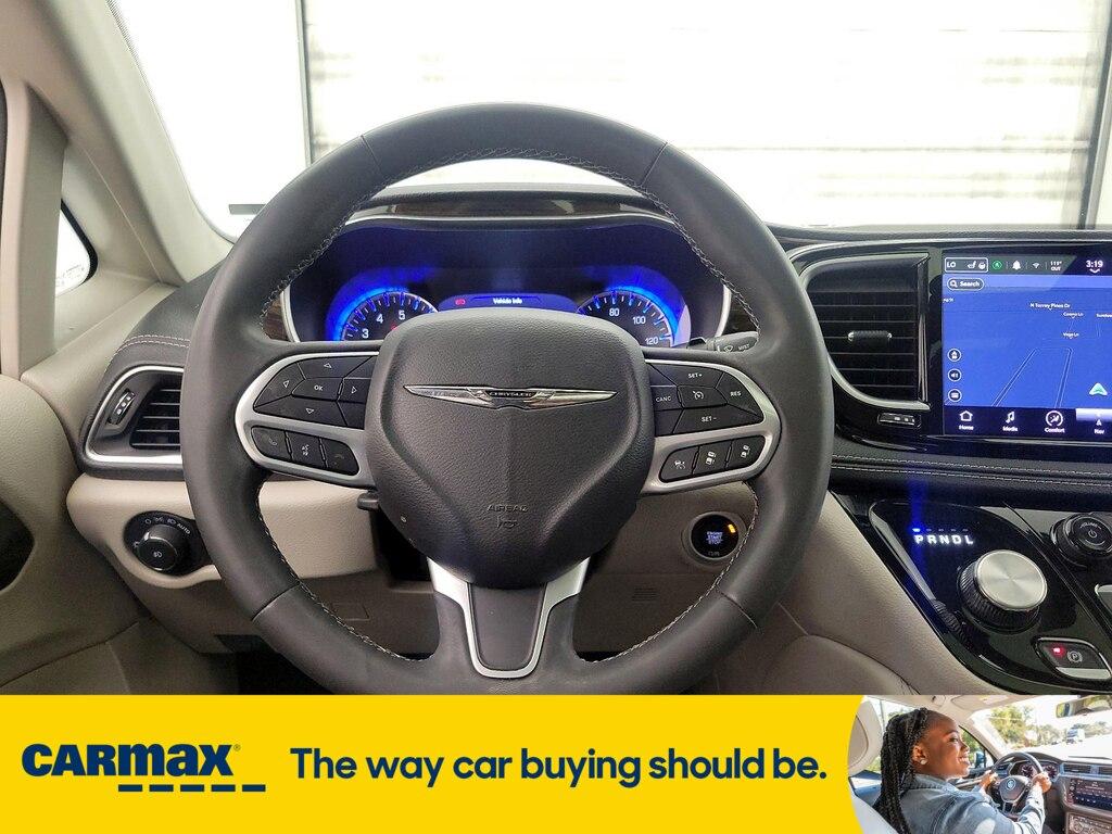 used 2023 Chrysler Pacifica car, priced at $28,998
