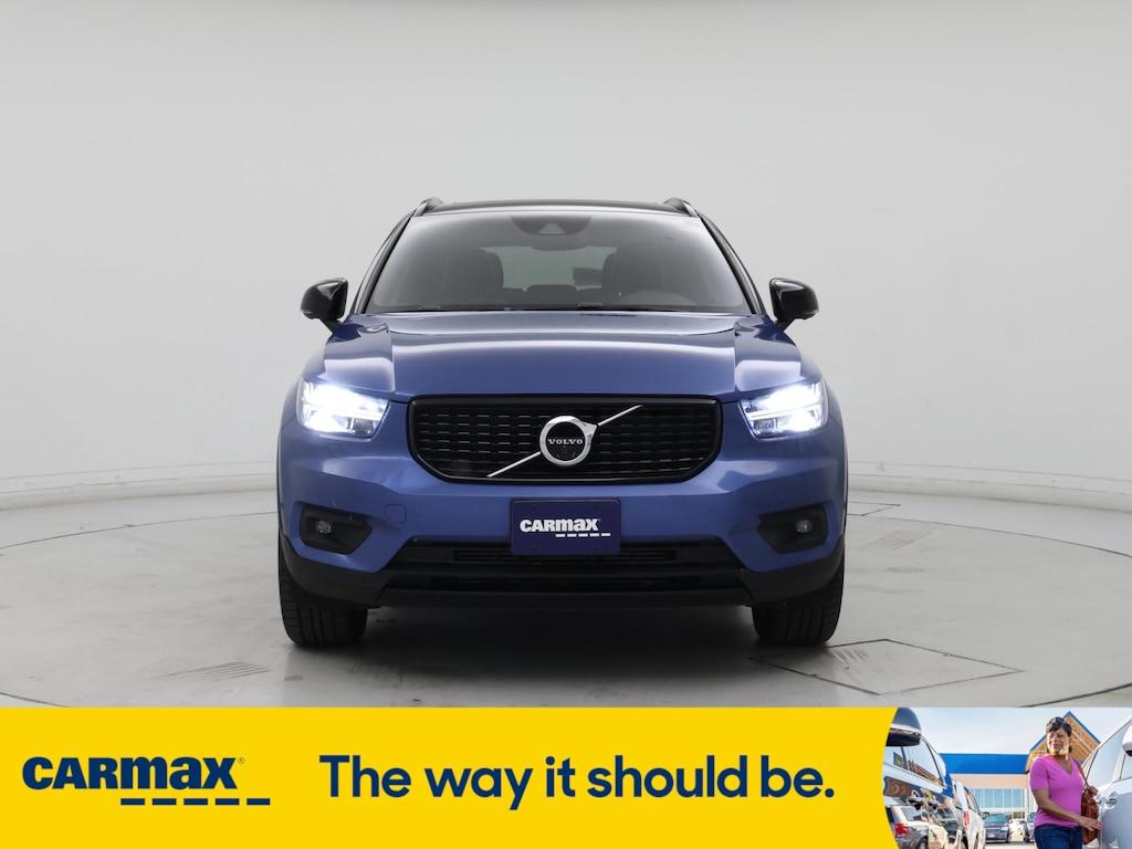 used 2021 Volvo XC40 car, priced at $22,998