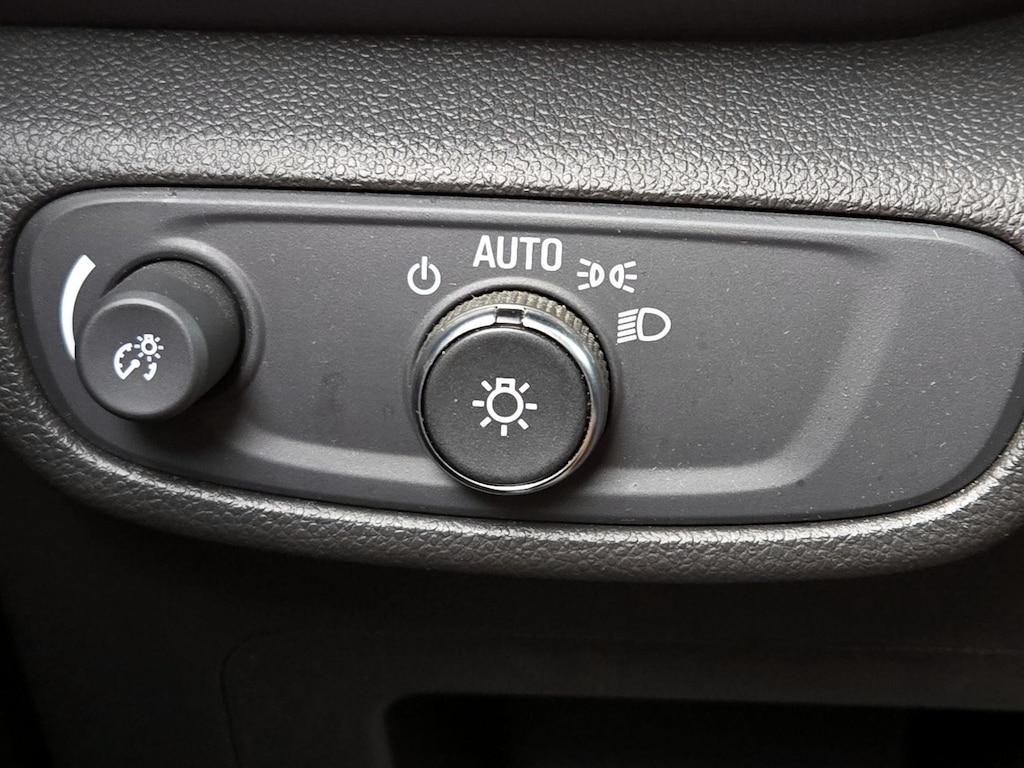 used 2021 Chevrolet TrailBlazer car, priced at $17,998