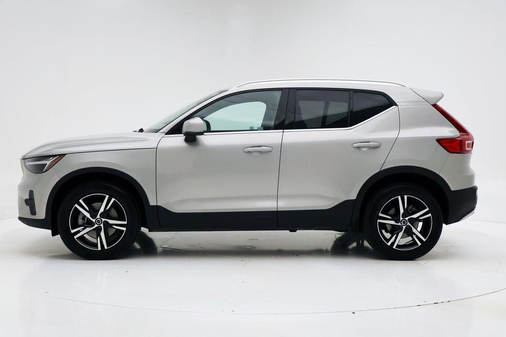 used 2025 Volvo XC40 car, priced at $28,900