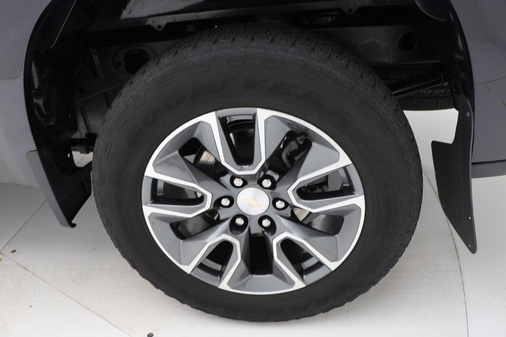 used 2024 Chevrolet Silverado 1500 car, priced at $37,800