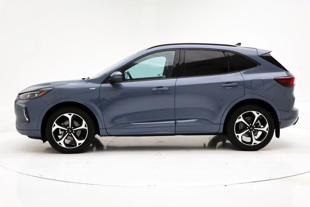 used 2023 Ford Escape car, priced at $24,900