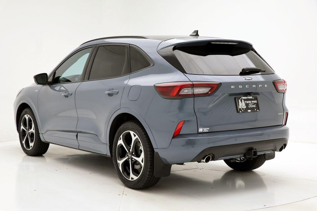 used 2023 Ford Escape car, priced at $24,900