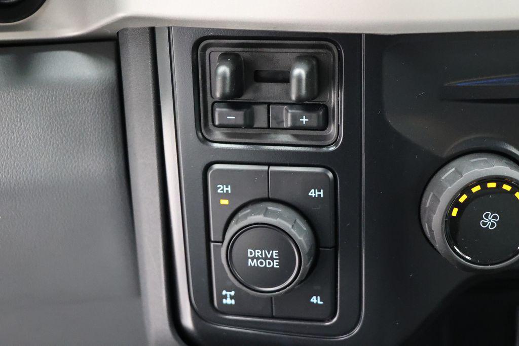 new 2025 Ford F-250 car, priced at $52,210
