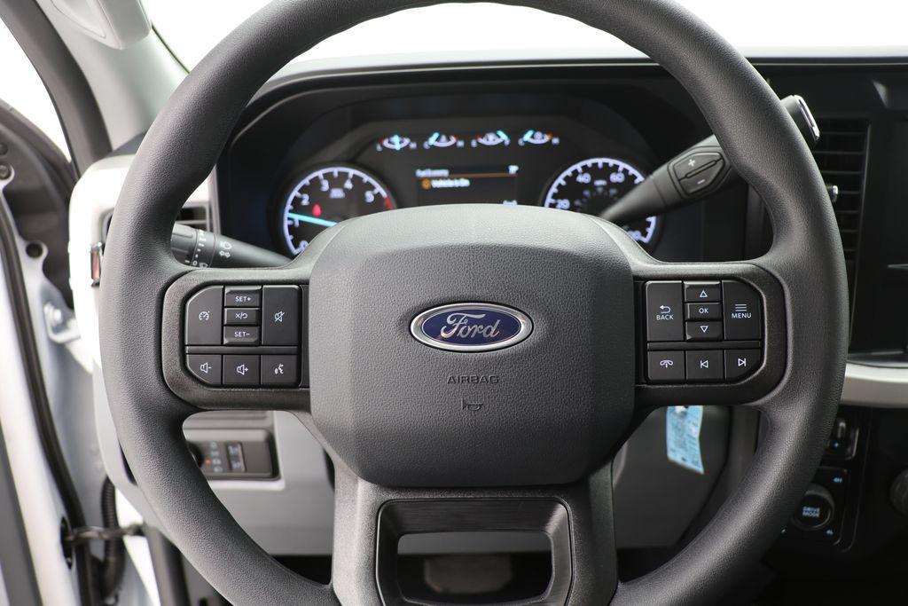 new 2025 Ford F-250 car, priced at $52,210