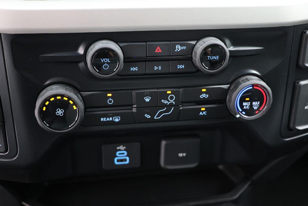 new 2025 Ford F-250 car, priced at $52,210