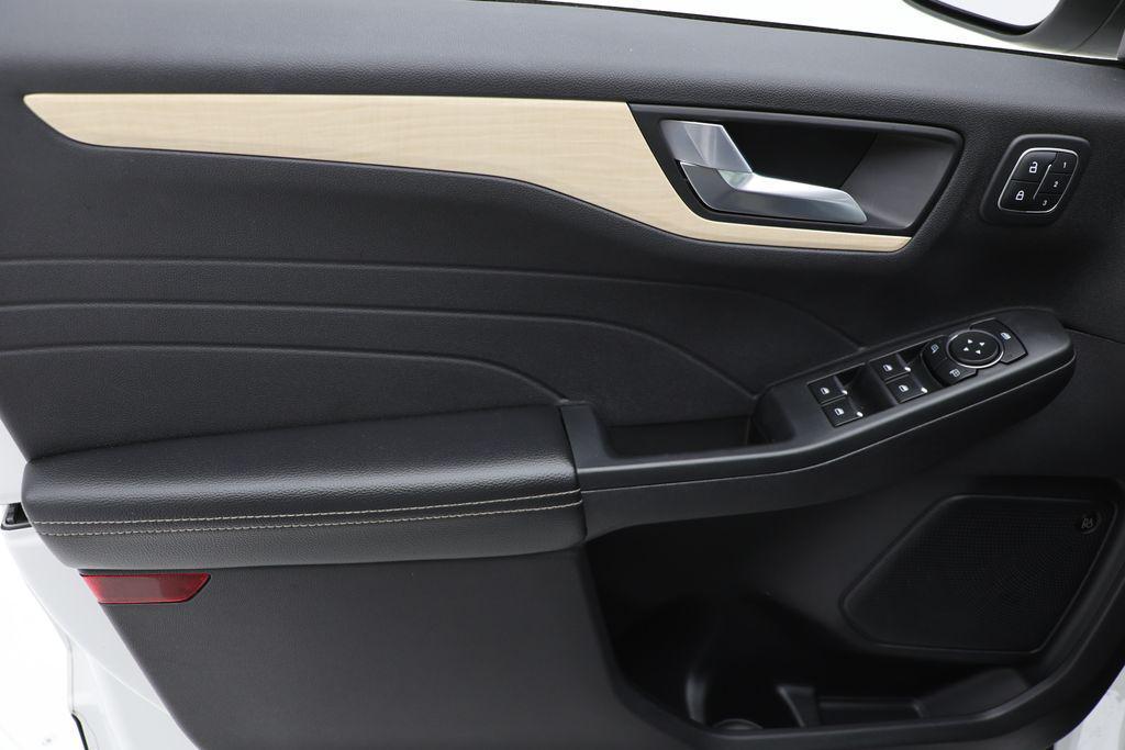 used 2022 Ford Escape car, priced at $23,450