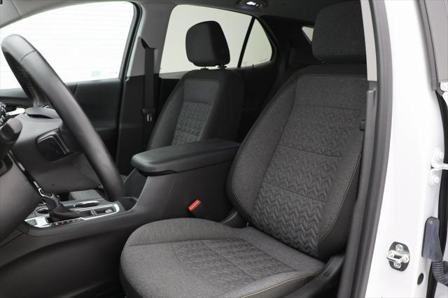 used 2024 Chevrolet Equinox car, priced at $24,400