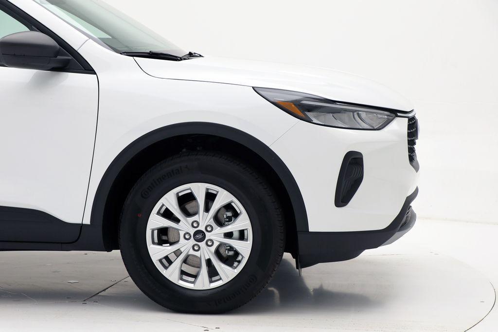 new 2025 Ford Escape car, priced at $34,040