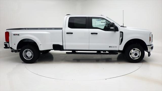 new 2025 Ford F-350 car, priced at $69,870