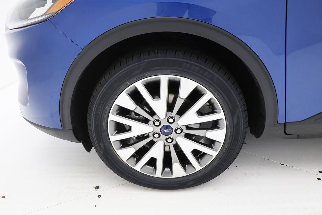 used 2022 Ford Escape car, priced at $24,400