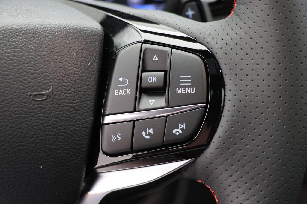 new 2025 Ford Explorer car, priced at $57,710