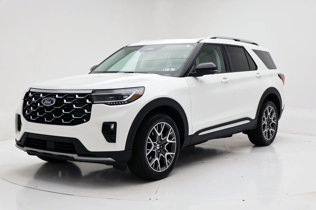 new 2025 Ford Explorer car, priced at $55,495