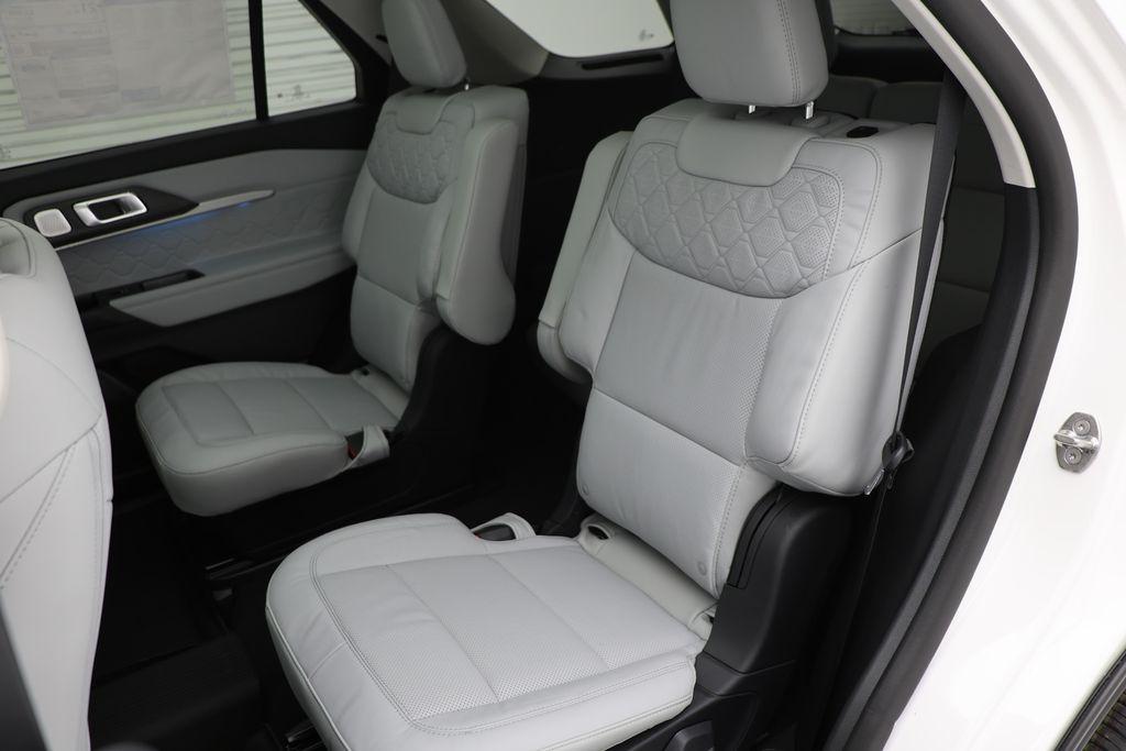 new 2025 Ford Explorer car, priced at $55,495