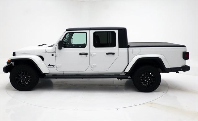 used 2022 Jeep Gladiator car, priced at $31,800