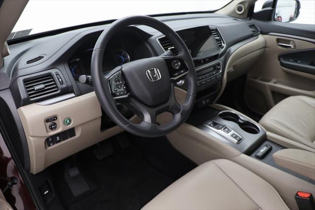 used 2021 Honda Pilot car, priced at $27,900