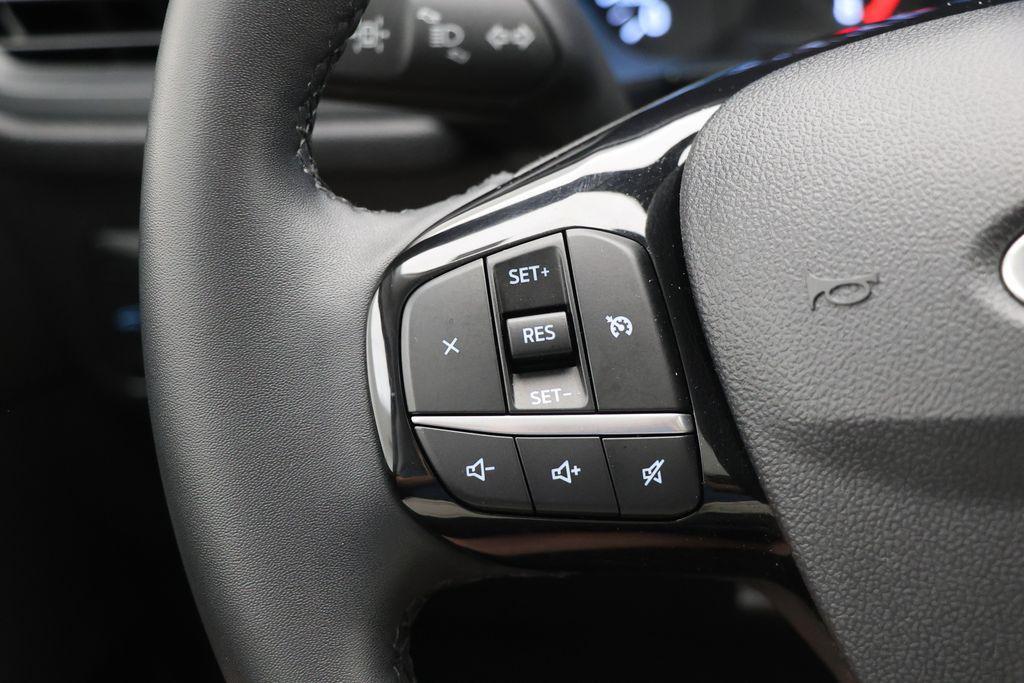 used 2022 Ford Escape car, priced at $21,800