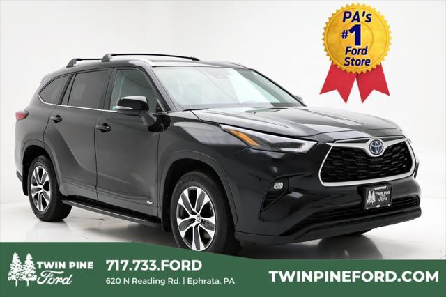 used 2023 Toyota Highlander Hybrid car, priced at $42,800