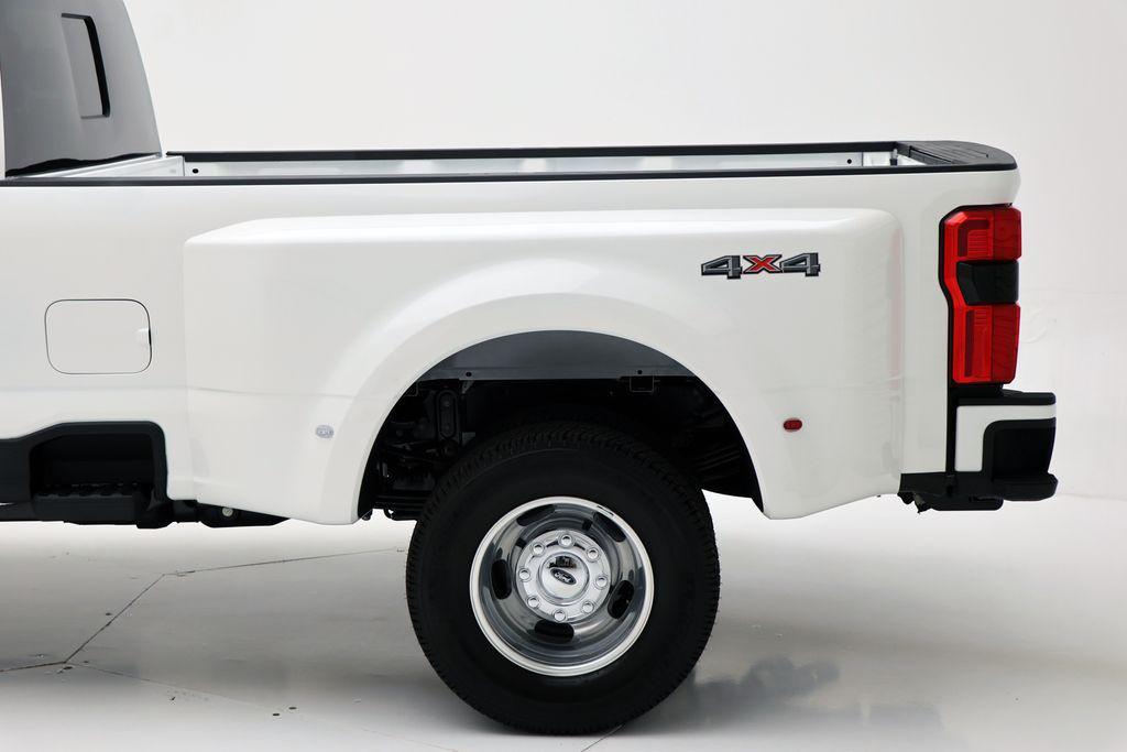 new 2025 Ford F-350 car, priced at $104,670