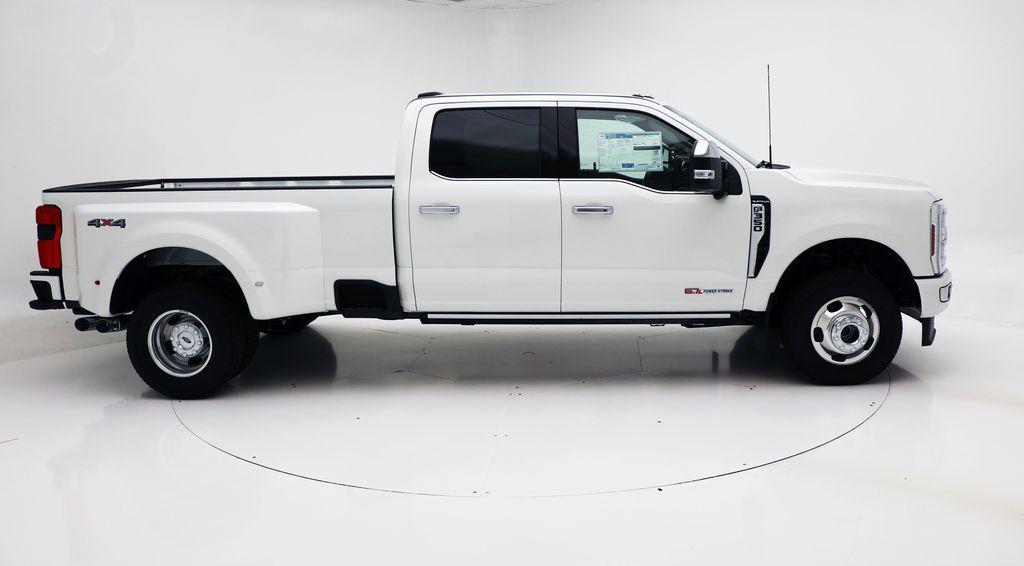 new 2025 Ford F-350 car, priced at $104,670