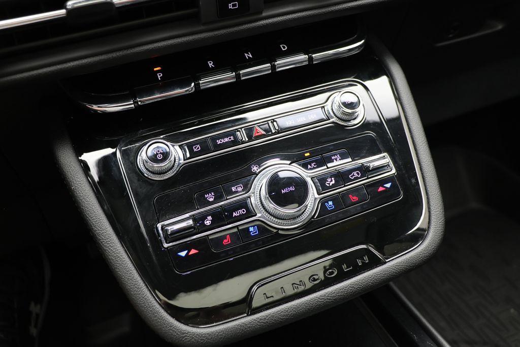 used 2021 Lincoln Corsair car, priced at $26,900