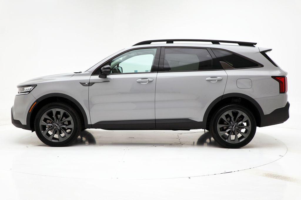 used 2022 Kia Sorento car, priced at $29,900