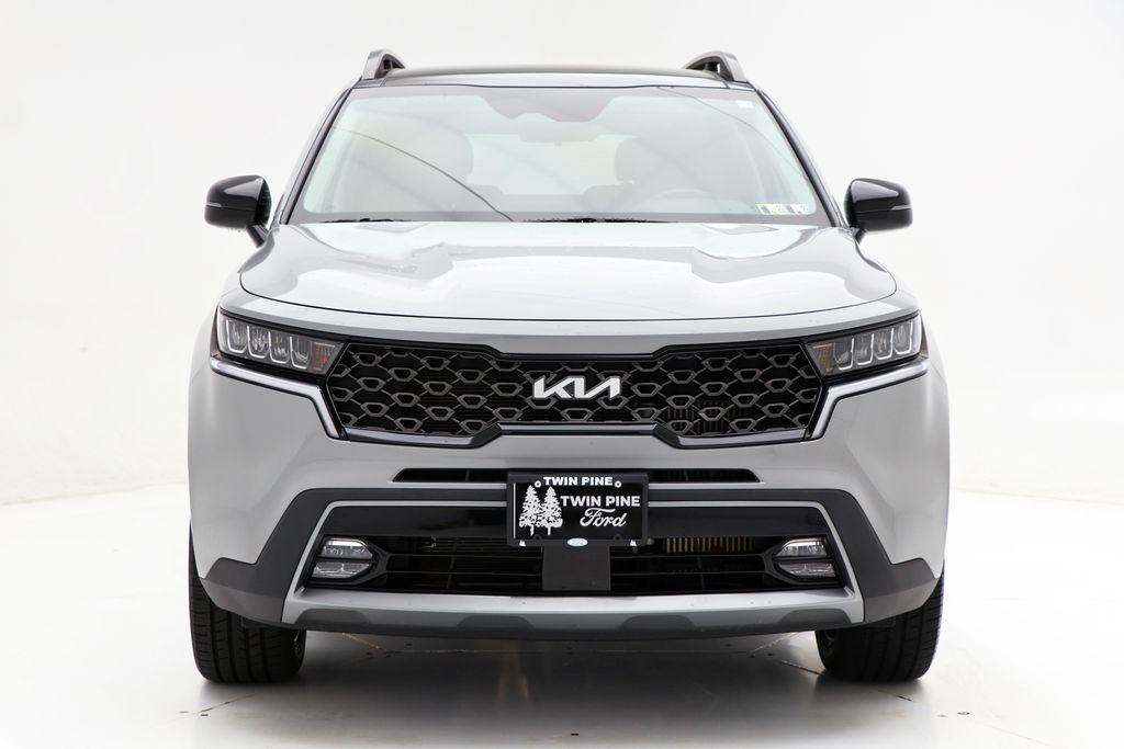 used 2022 Kia Sorento car, priced at $29,900