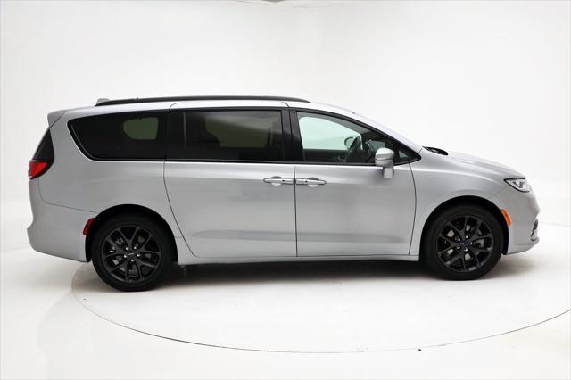 used 2021 Chrysler Pacifica car, priced at $34,900