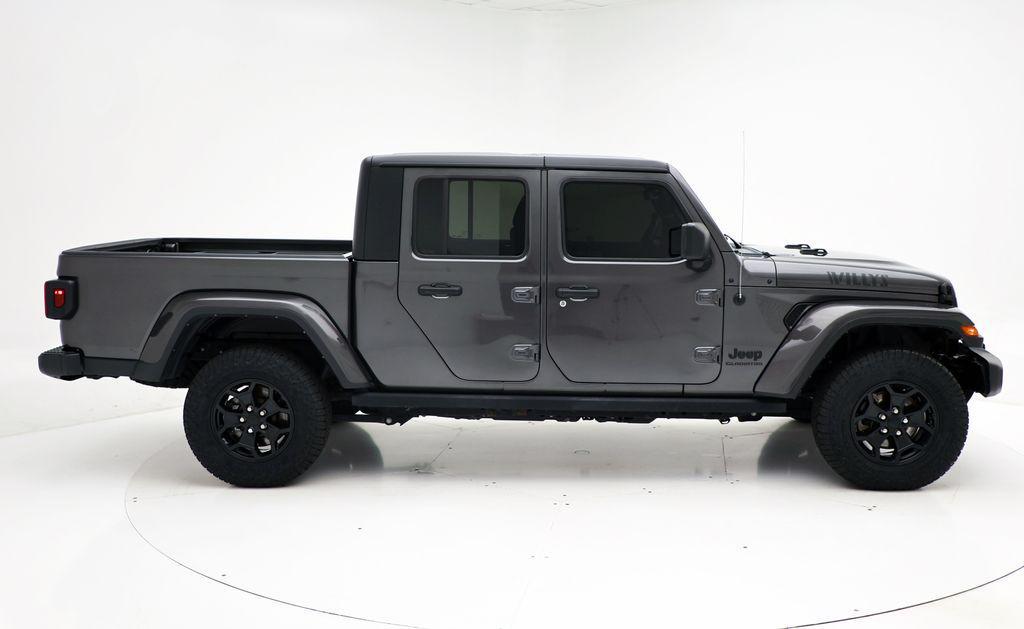 used 2022 Jeep Gladiator car, priced at $30,800