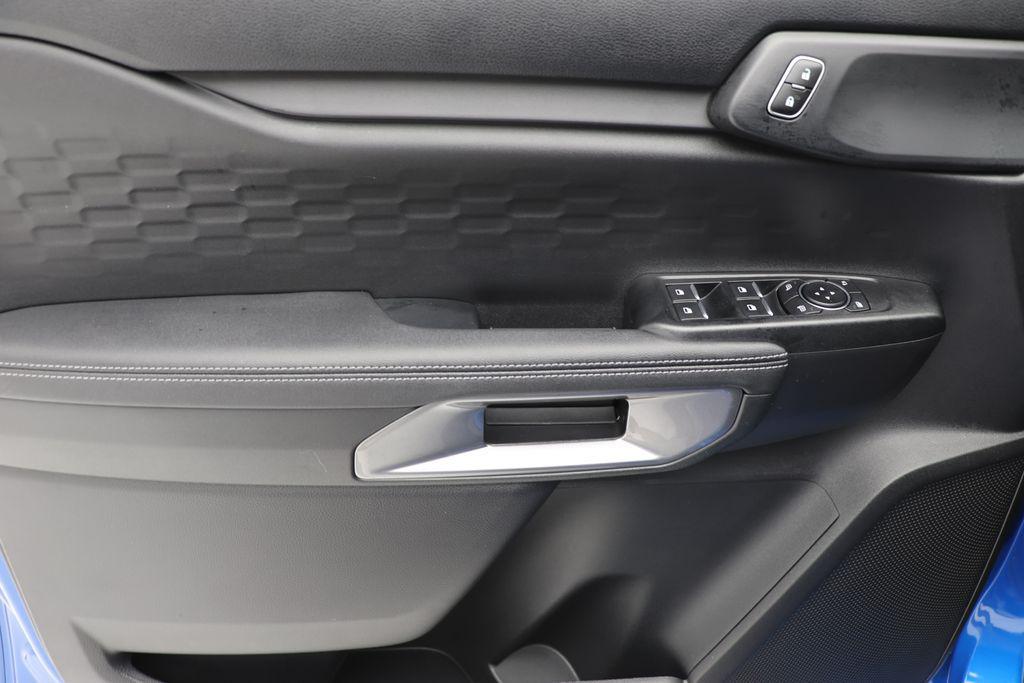 new 2025 Ford Ranger car, priced at $38,833