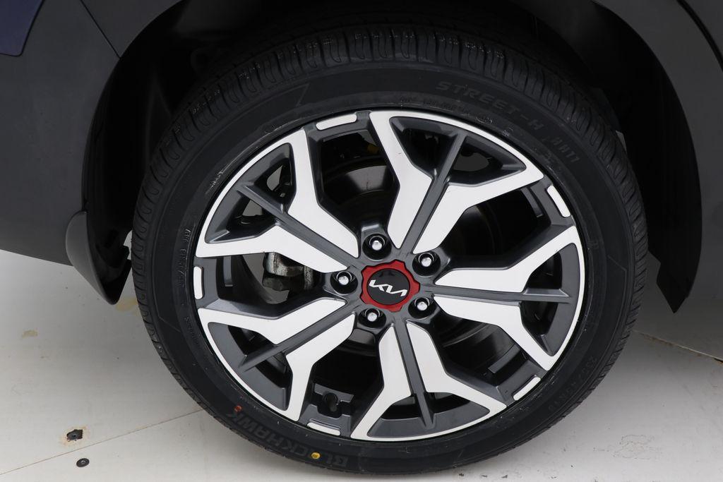 used 2023 Kia Seltos car, priced at $22,900